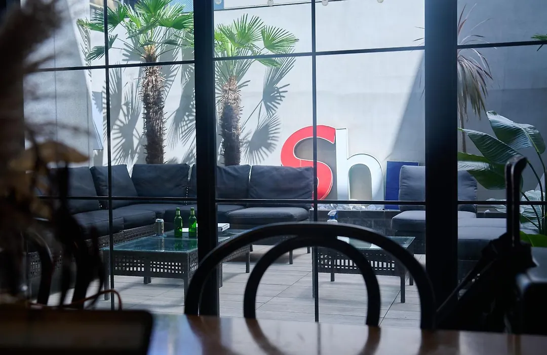 Hotel She, Osaka-1