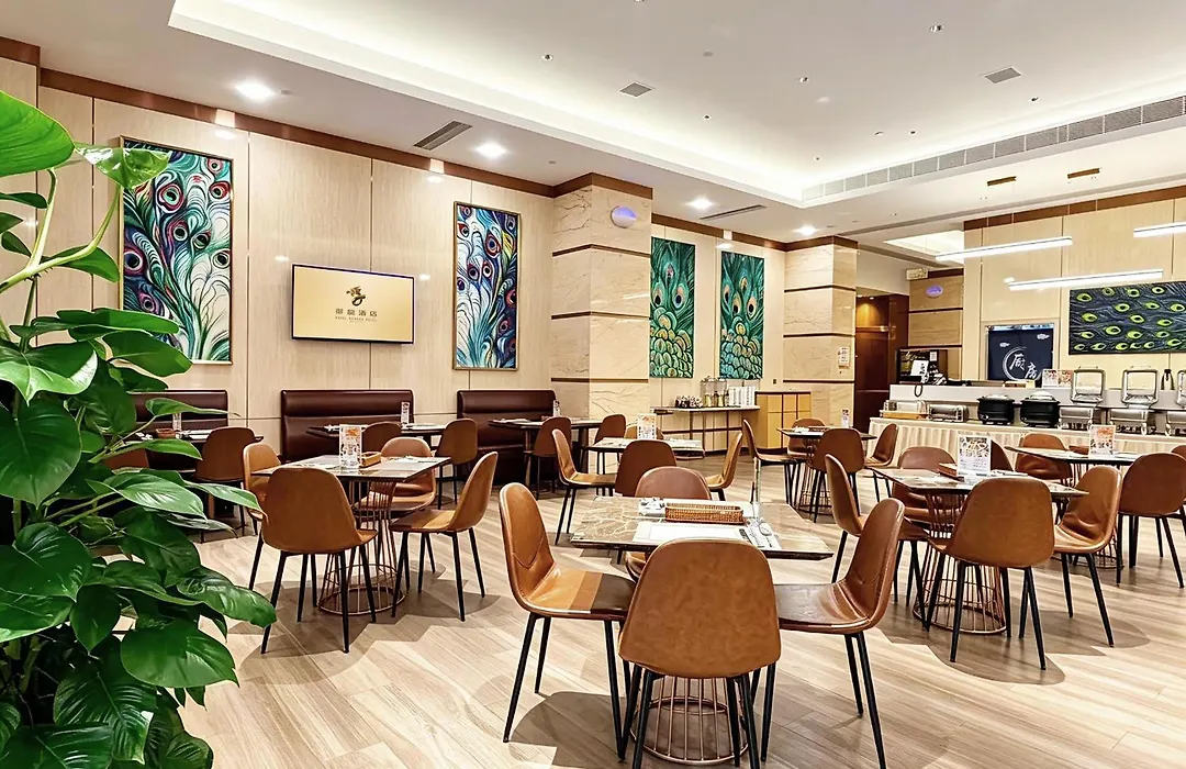 Royal Dragon Hotel-1