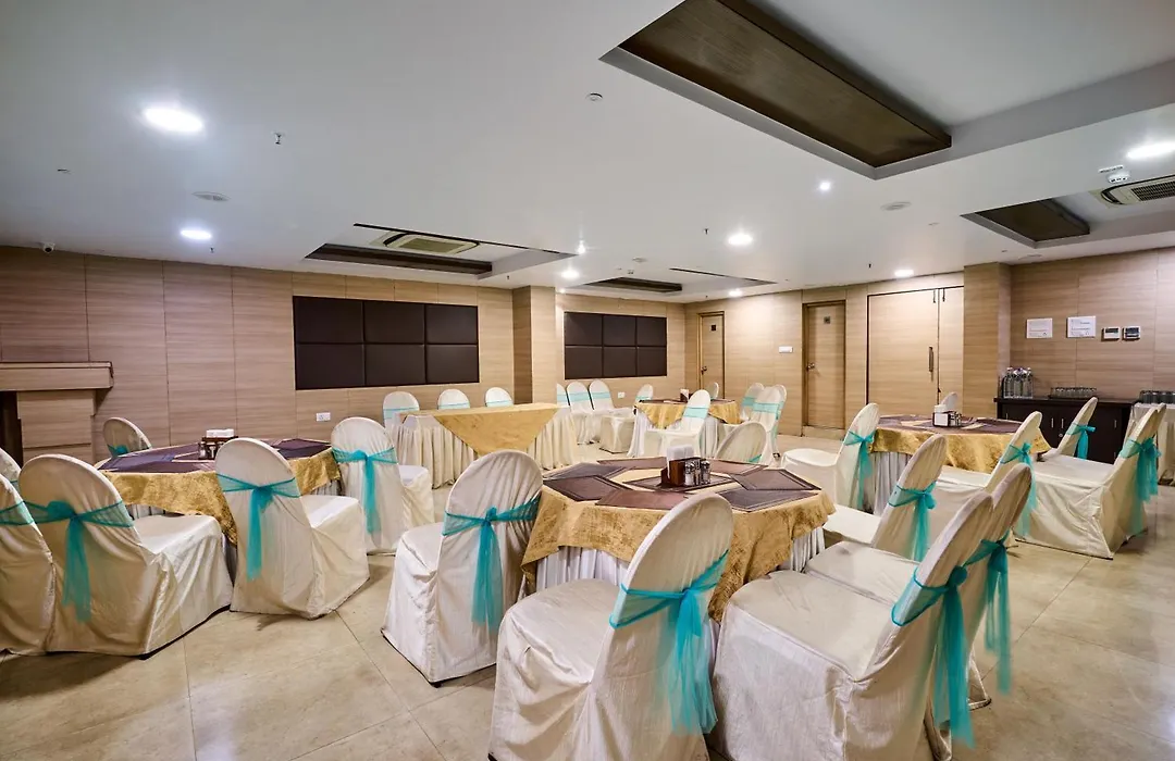 Treebo Premium Pl Grand, Visakhapatnam-1