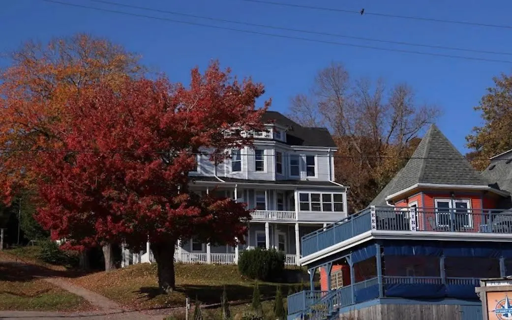 Hillside Landing B&B-1