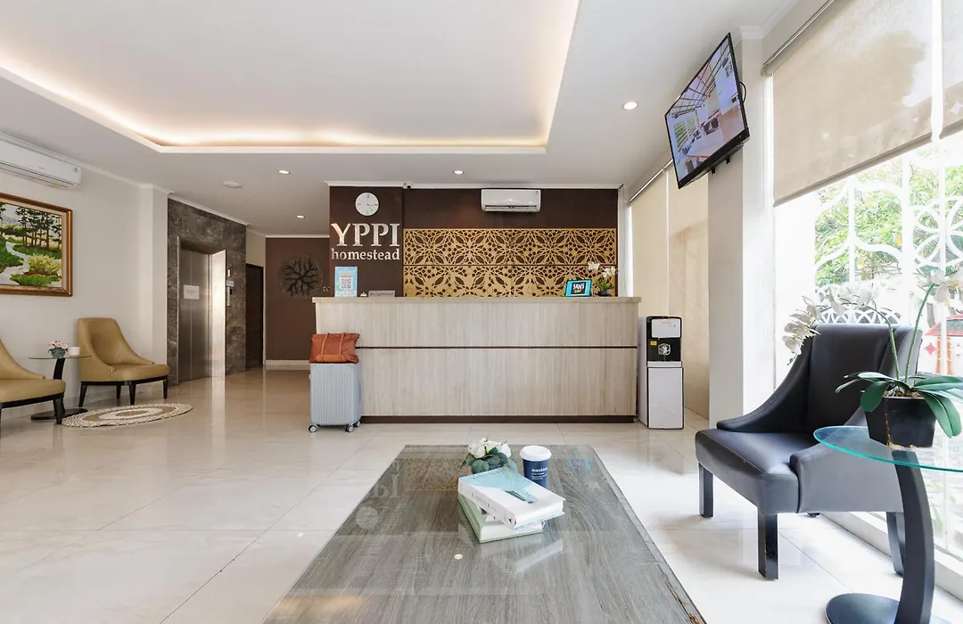 RedDoorz Plus near Lippo Mall Kemang 2-1