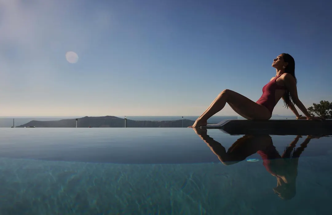 Kivotos Santorini - Preferred Hotels & Resorts-1