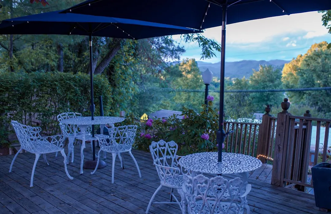 Mckinley Edwards Inn-1