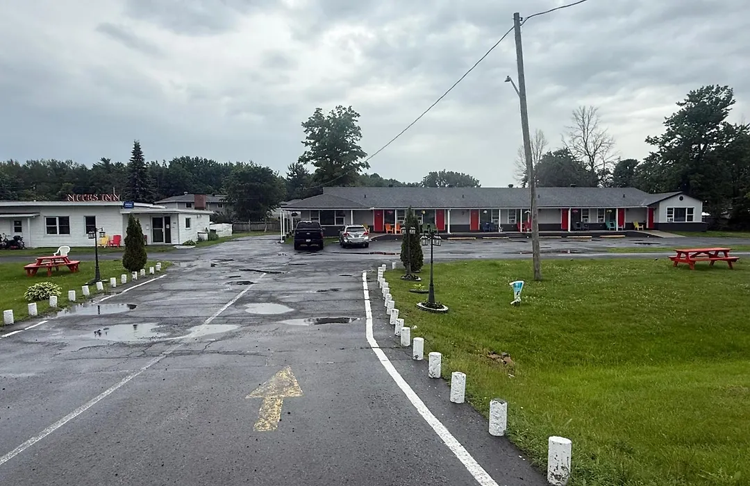 Nites Inn Motel-1
