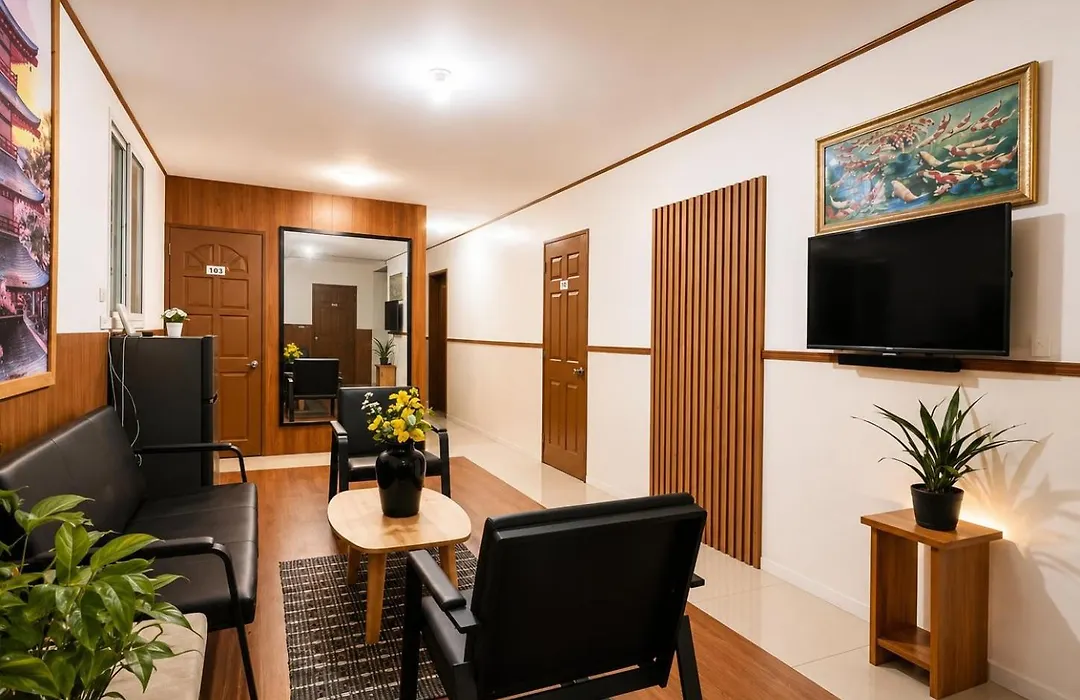 Axis Pension Hotel-1