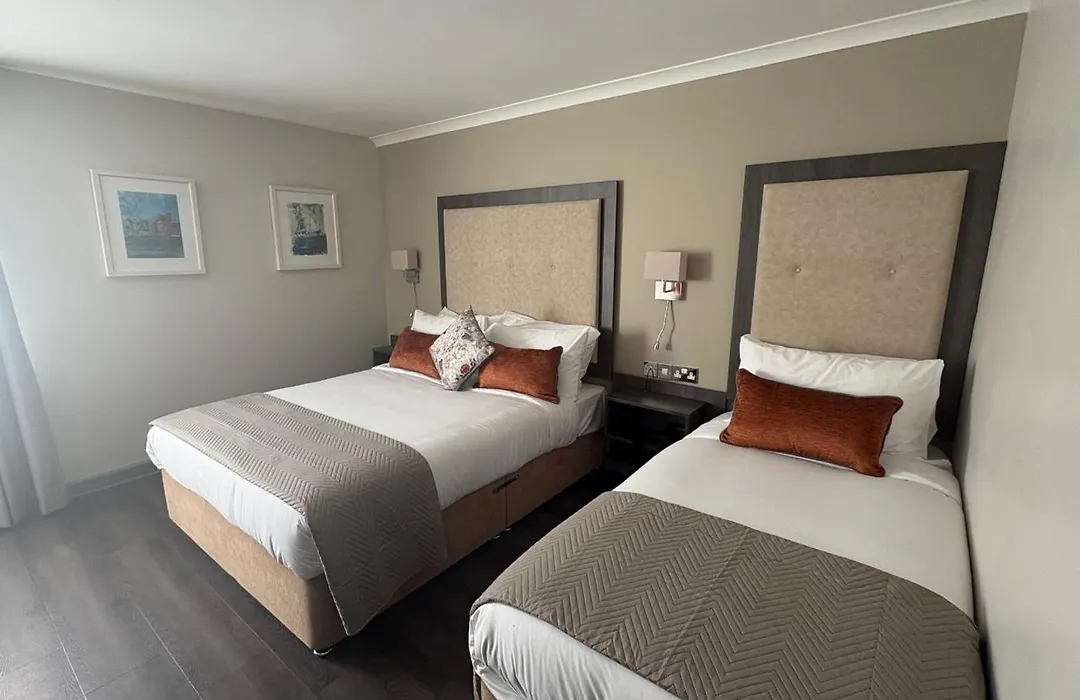 Westlodge Hotel & Leisure Centre-1