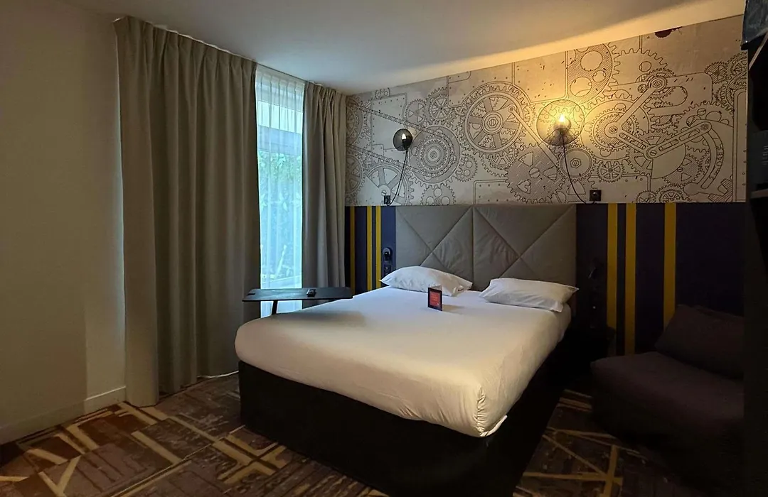 ibis Styles Paris Mairie De Clichy-1