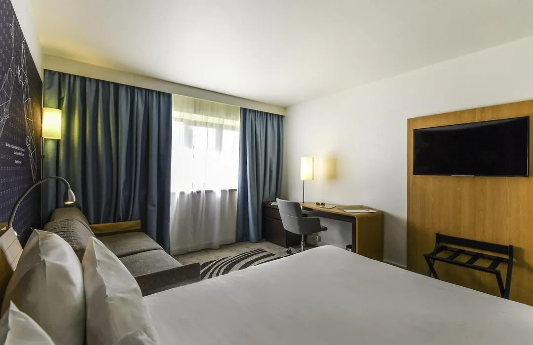 Novotel La Rochelle Centre-1