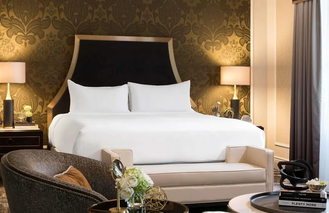 Fairmont Hotel Vancouver-1