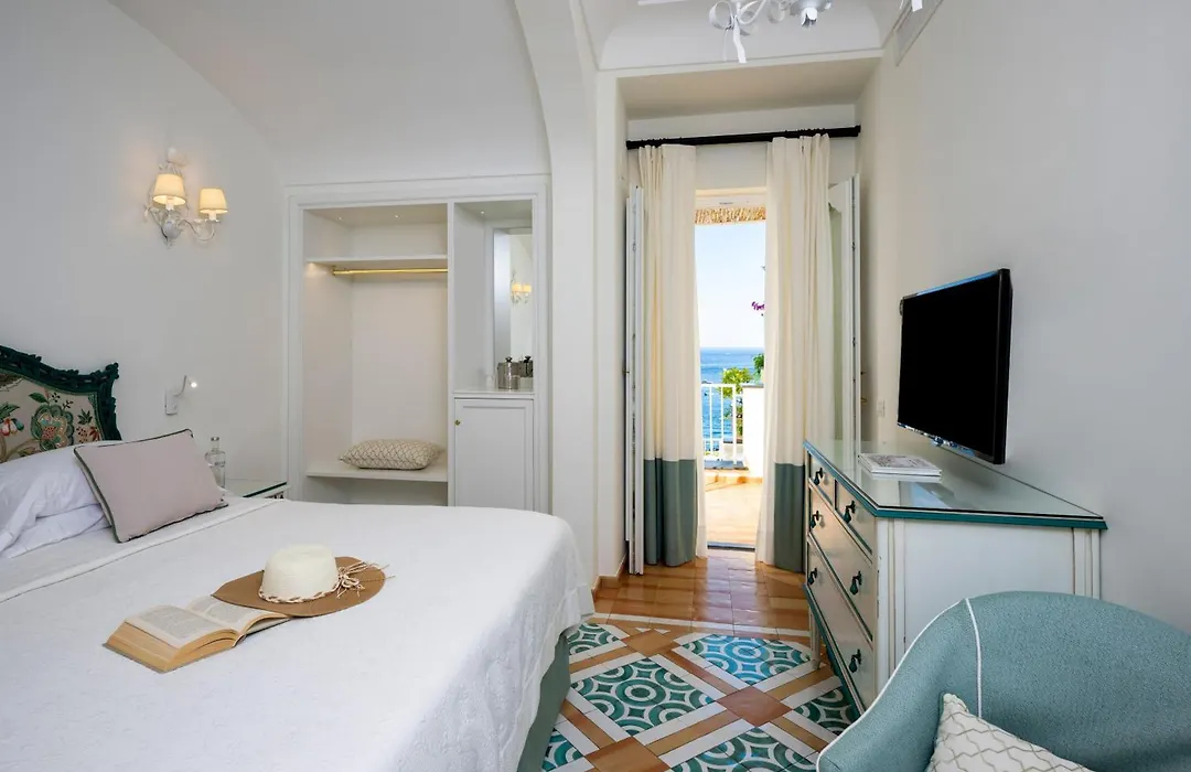 Hotel Buca Di Bacco-1