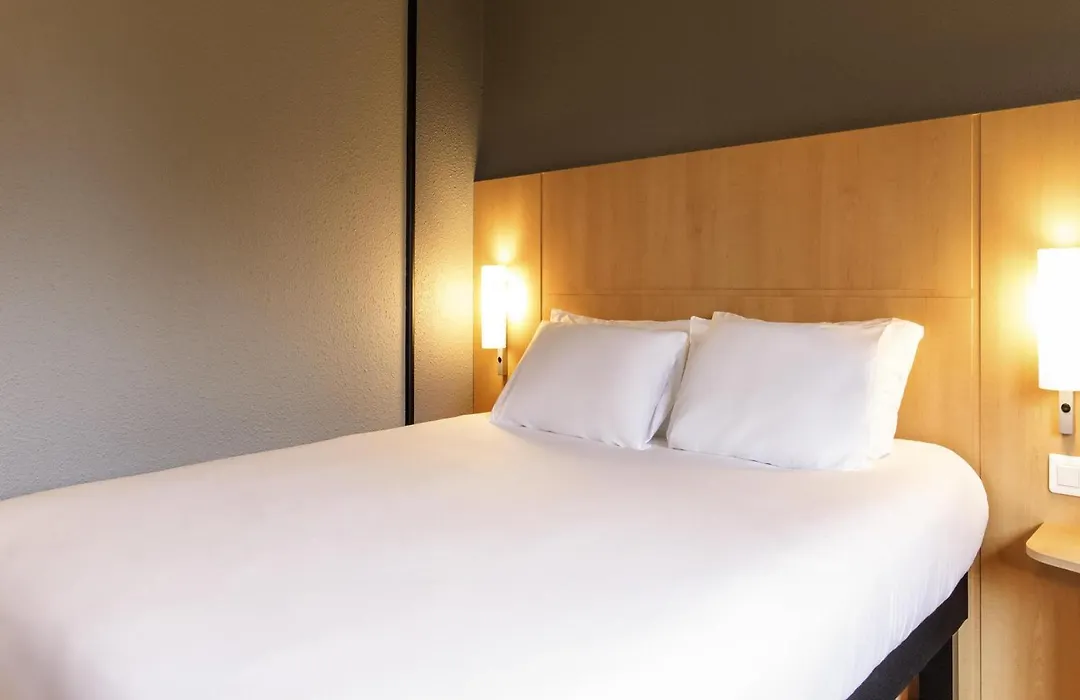 Ibis Quimperle-1