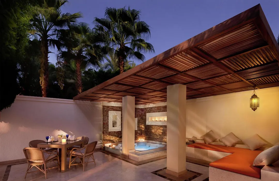 Hilton Luxor Resort & Spa-1
