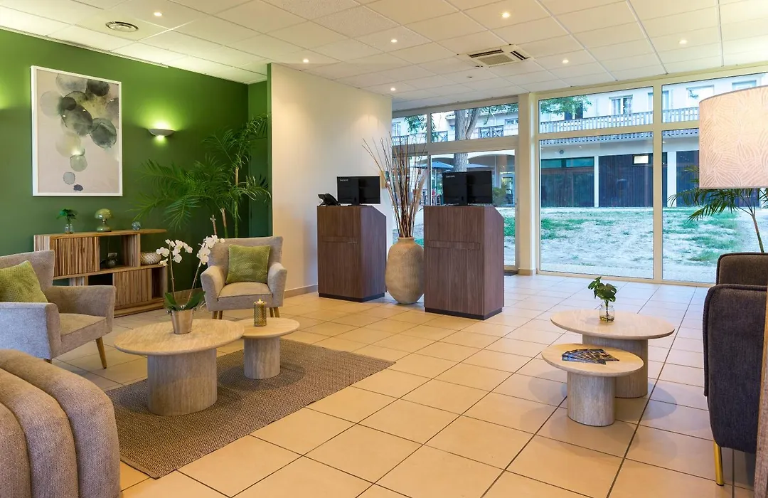 Sowell Hotels Le Domaine Du Golf D'Albret-1