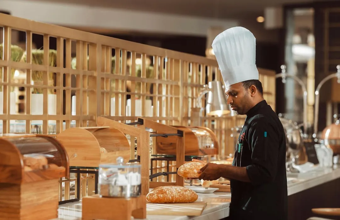 Riyadh Airport Marriott Hotel-1