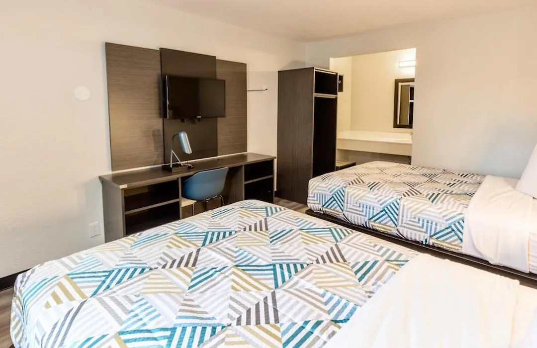 Motel 6-Carlsbad, Ca - East Near Legoland-1