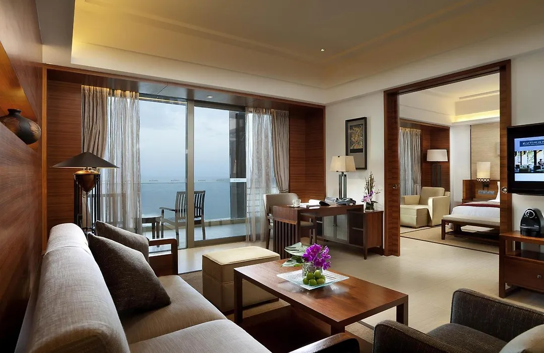 Pullman Oceanview Sanya Bay Resort & Spa-1