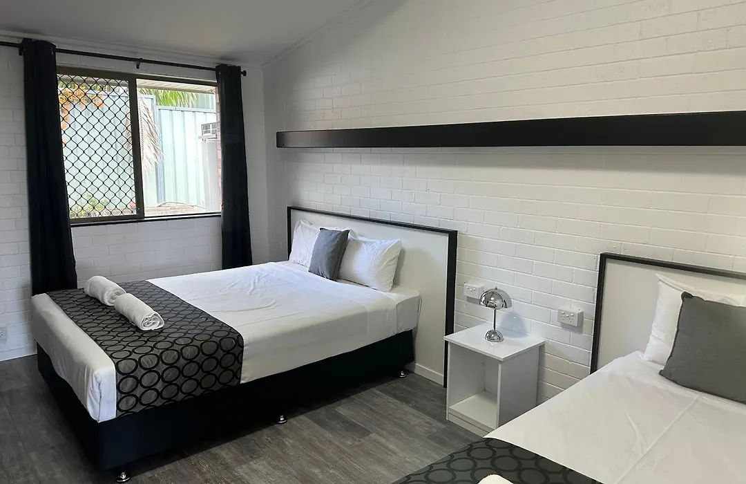 Allan Cunningham Motel-1