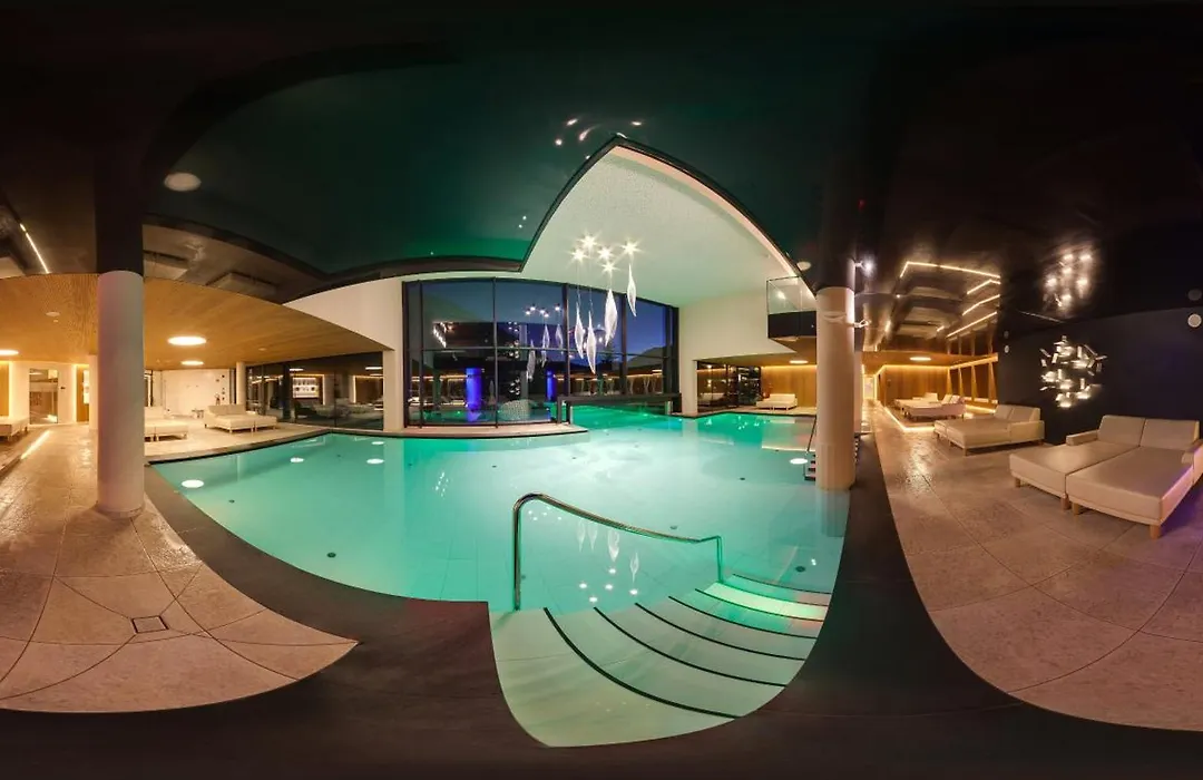 Amonti Wellnessresort-1