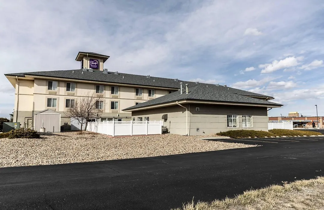 Sleep Inn & Suites Evansville - Casper-1