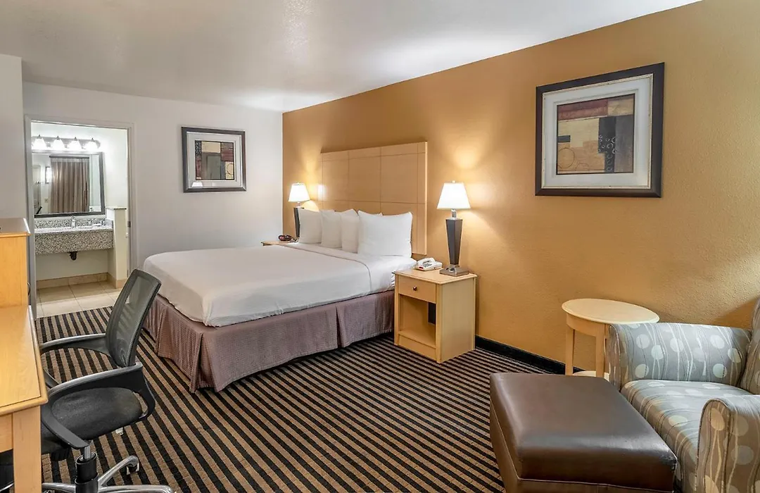 Best Western Palm Court Inn-1