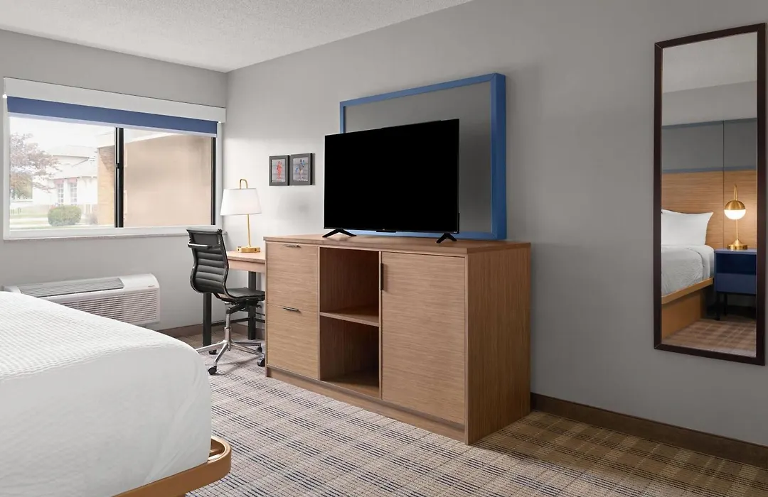 Americinn By Wyndham Marshfield-1