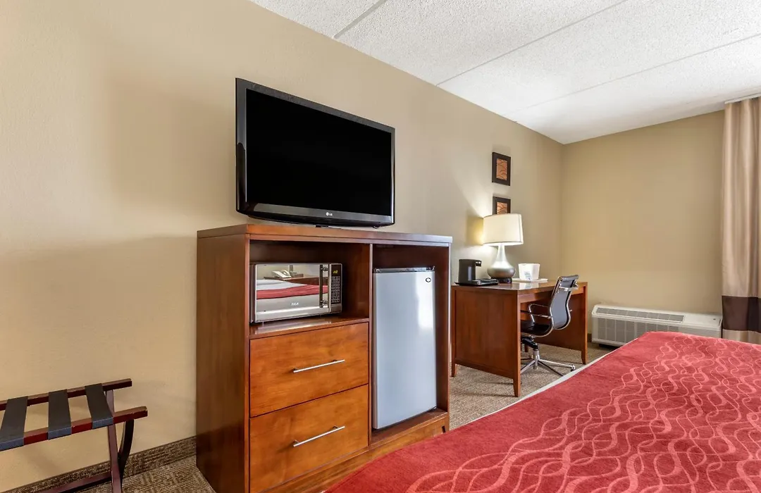 Comfort Inn Cranberry Twp-1