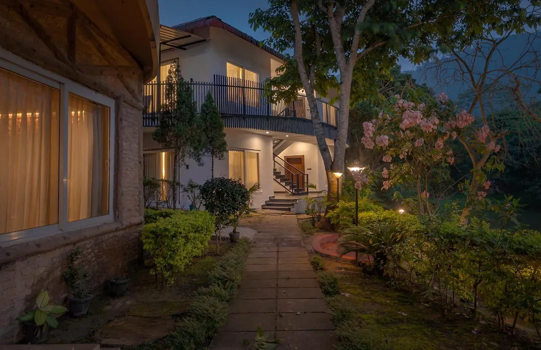 Summit Green Lake Tea Resort & Spa-1