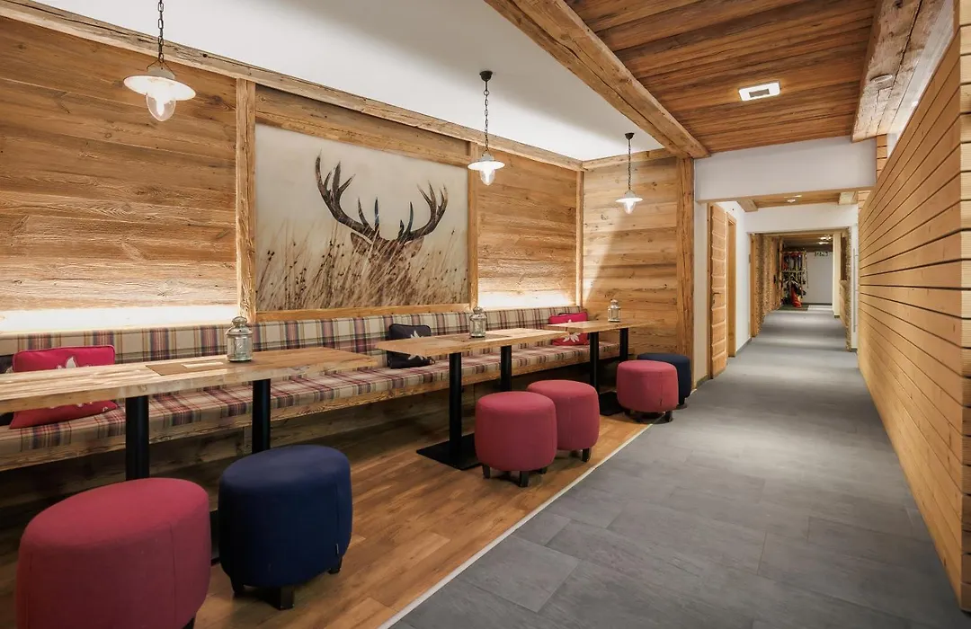 Amber Ski-In/Out Hotel & Spa-1