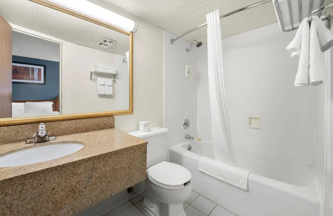 Quality Inn & Suites Black River Falls I-94-1