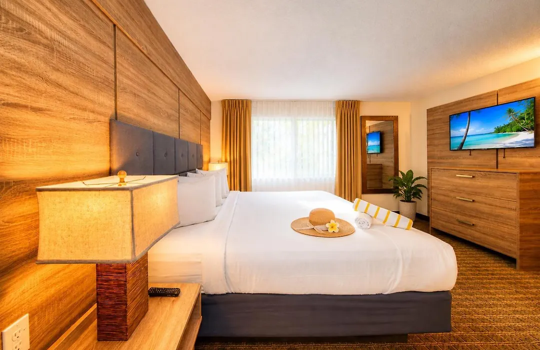 Club Lux Resort By The Beach-1