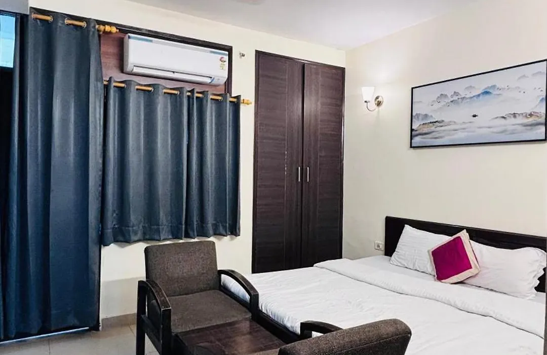 Hotel Marigold-1