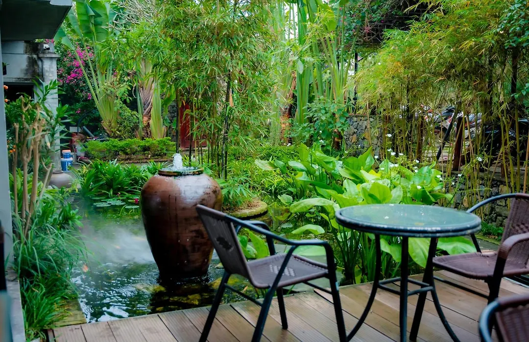 Tam Coc Banana Bungalow-1
