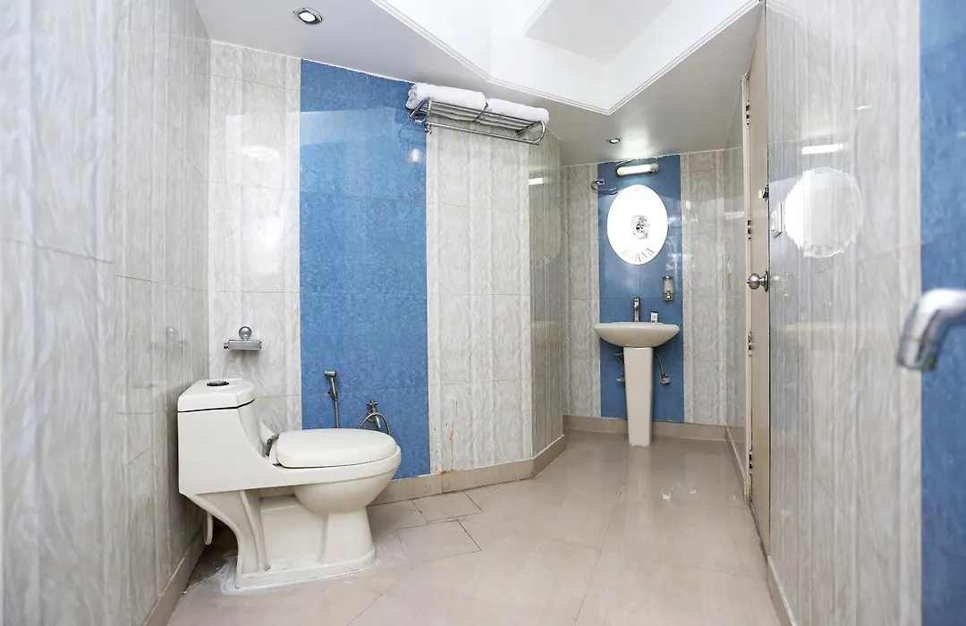Hotel O Delhi Aerocity Inn-1