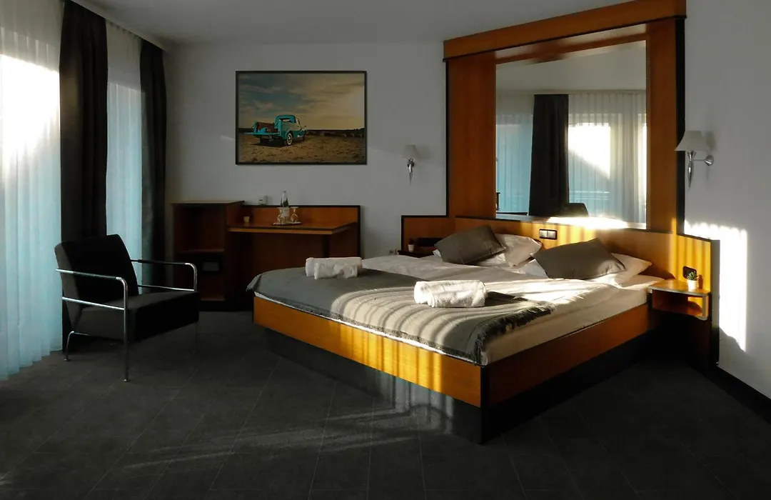 Malerwinkel Hotel-1