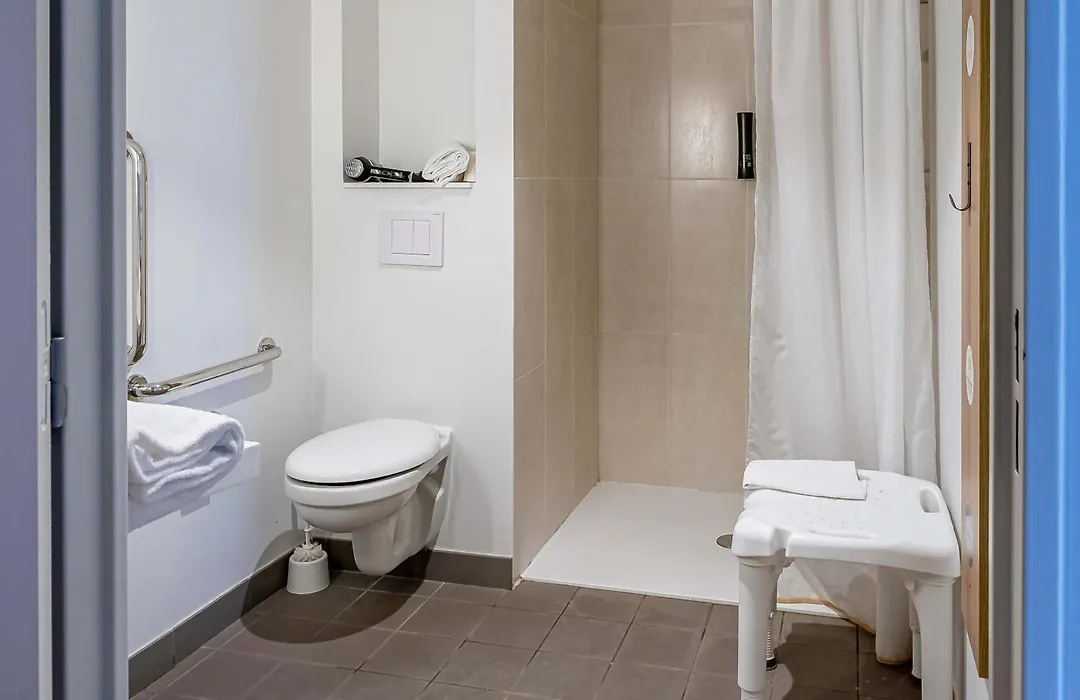 B&B HOTEL Bordeaux Bassins à flot-1