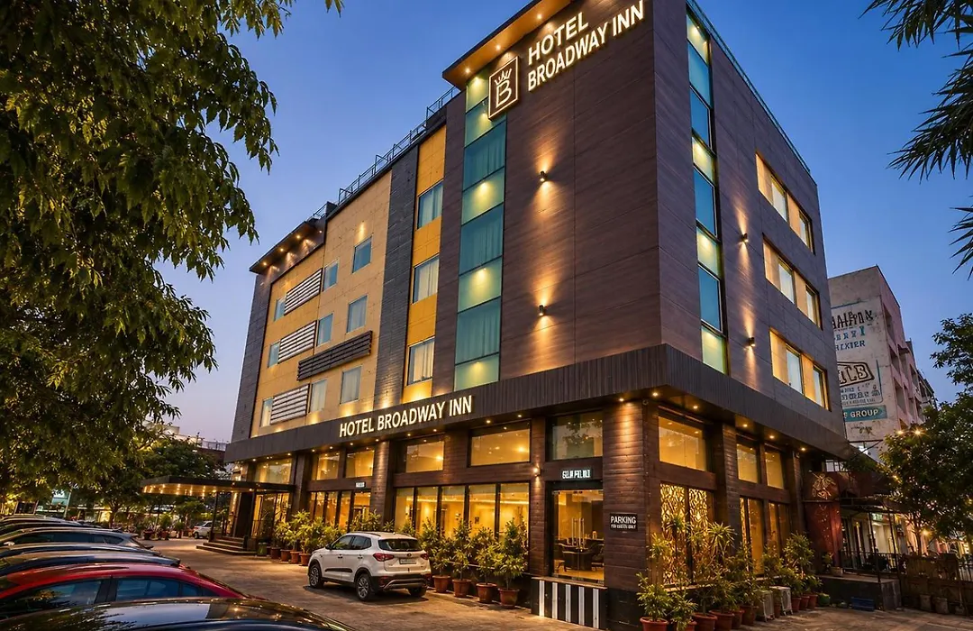 Broadway Inn-1