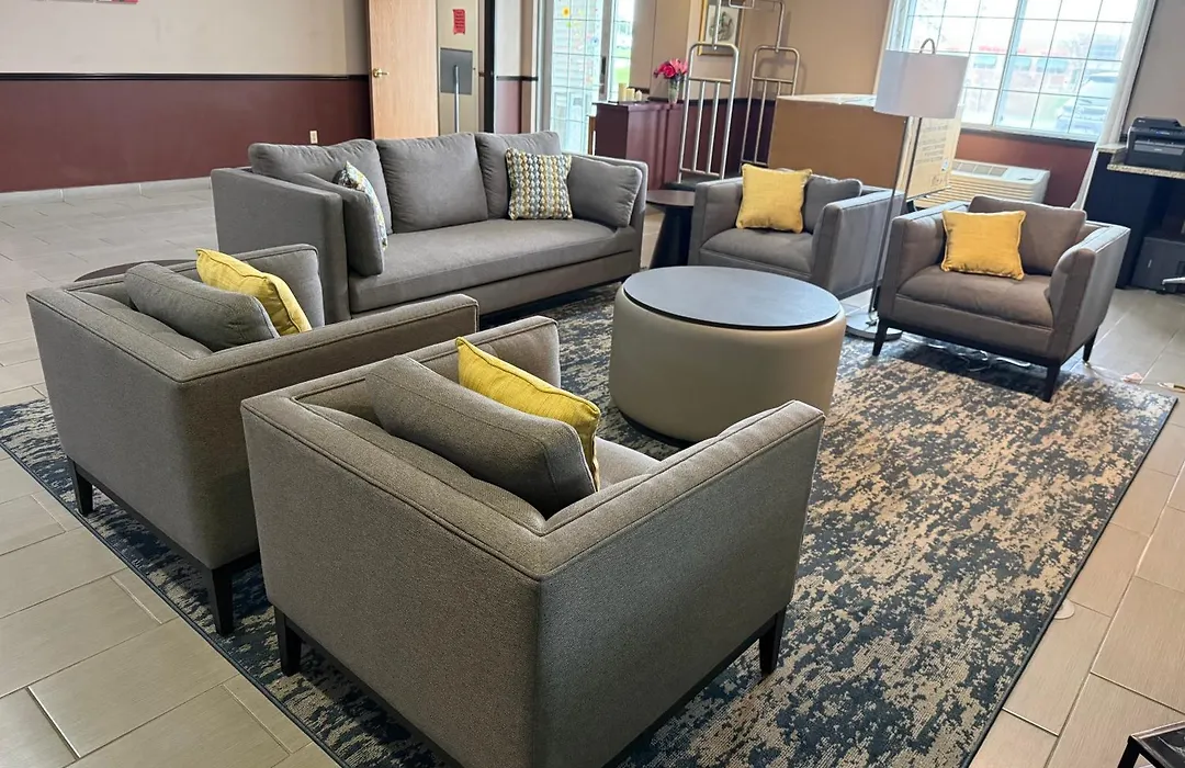 Best Western Dodgeville Inn & Suites-1