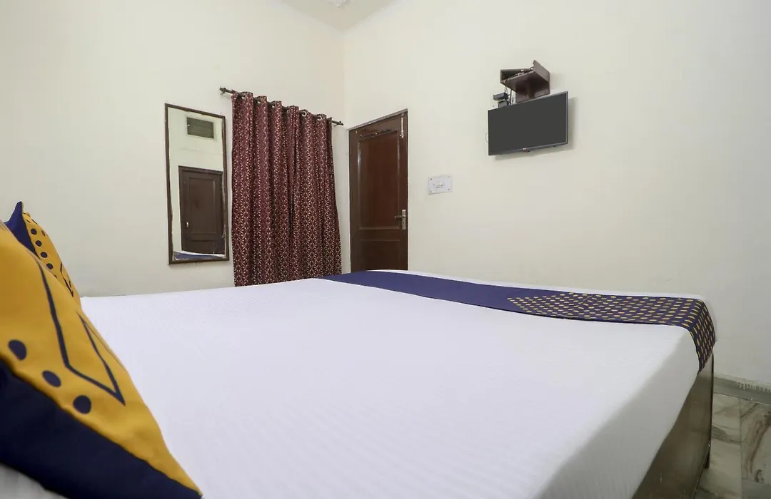 Spot On 76997 Motel Haryana-1
