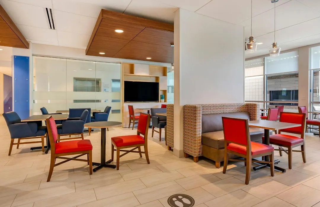 Holiday Inn Express & Suites - Phoenix Dwtn - State Capitol By Ihg-1