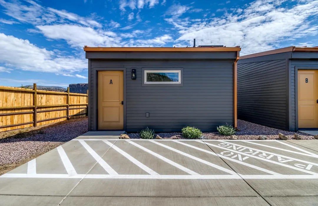 Crooked River Ranch Cabins-1
