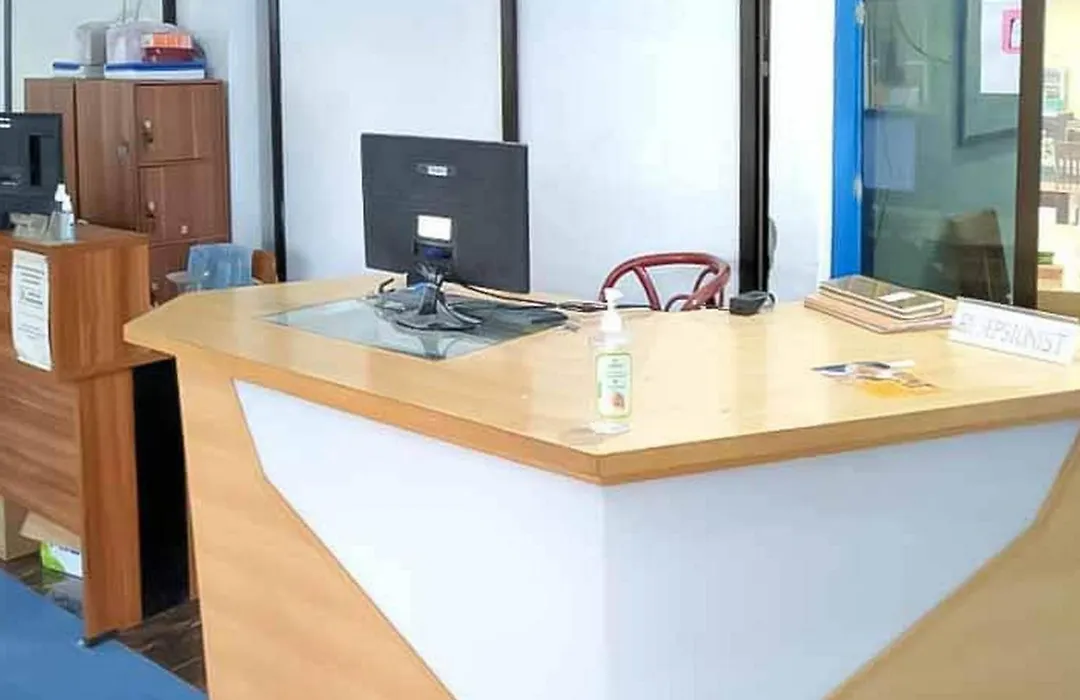 Sas Guest House Mitra Reddoorz At Darmo Park 2 Surabaya-1