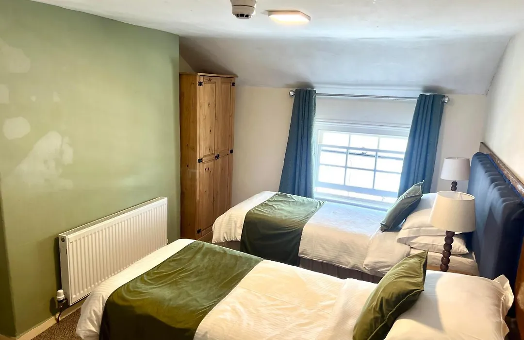 Old New Inn, Llanfyllin-1