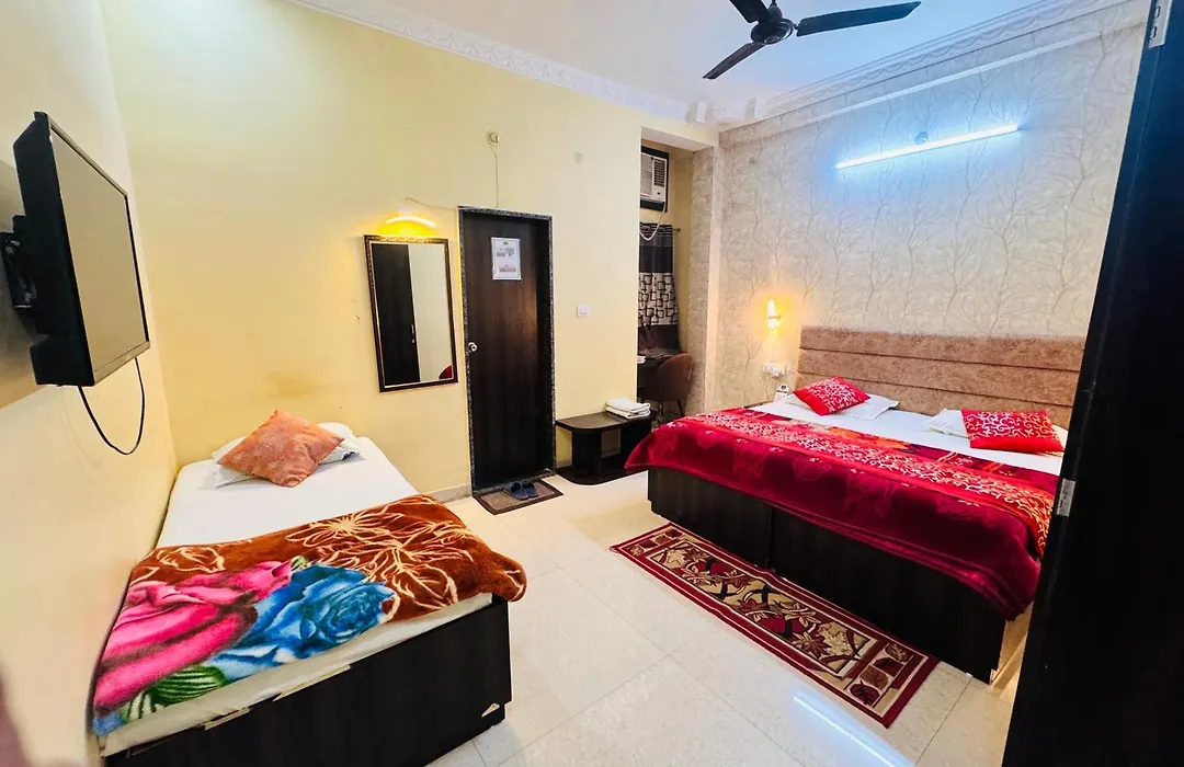 K & K Hotel-1