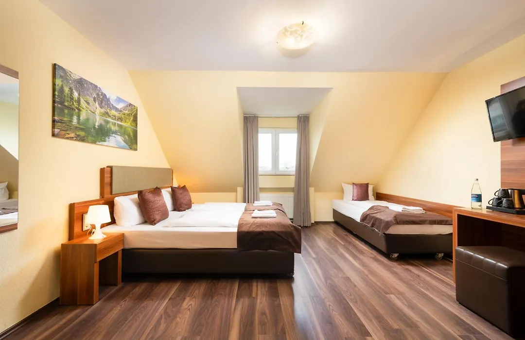 Hotel Frankfurt Messe-1