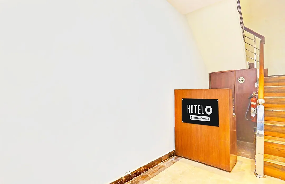 Hotel O By Oyo Sector 45 Formerly Manyavar-1