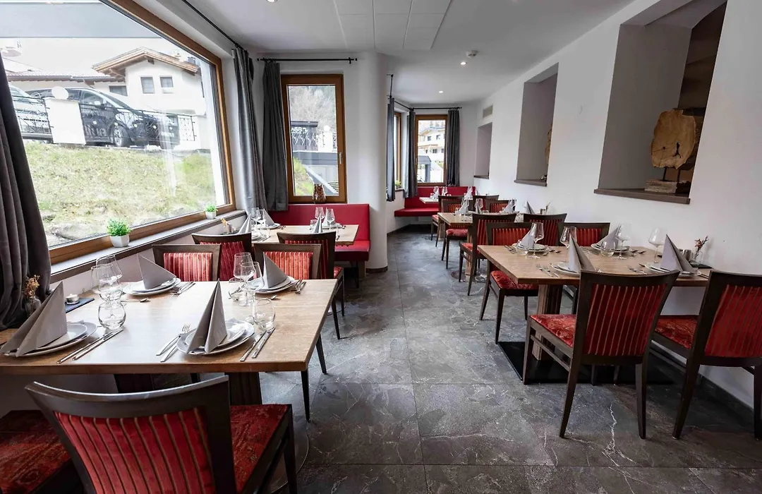 Heart Hotel Nordstern-1
