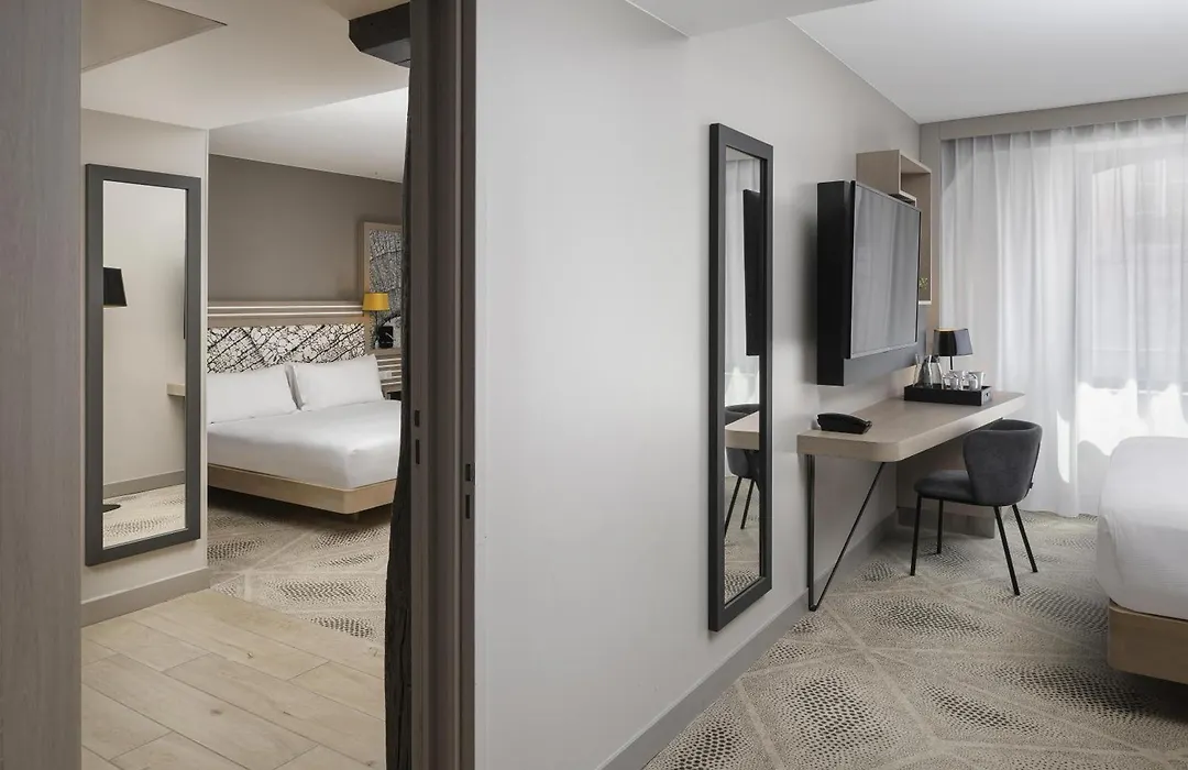 Hilton Garden Inn Paris La Villette-1