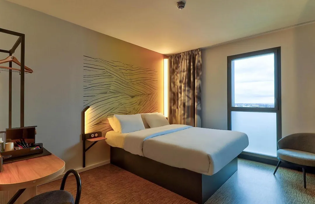B&B Hotel Dijon Valmy Toison D'Or-1
