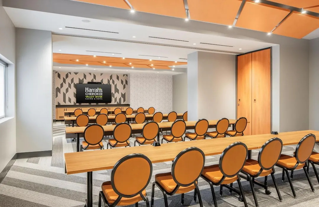 Harrah'S Cherokee Valley River Hotel & Casino - A Caesars Rewards Destination-1