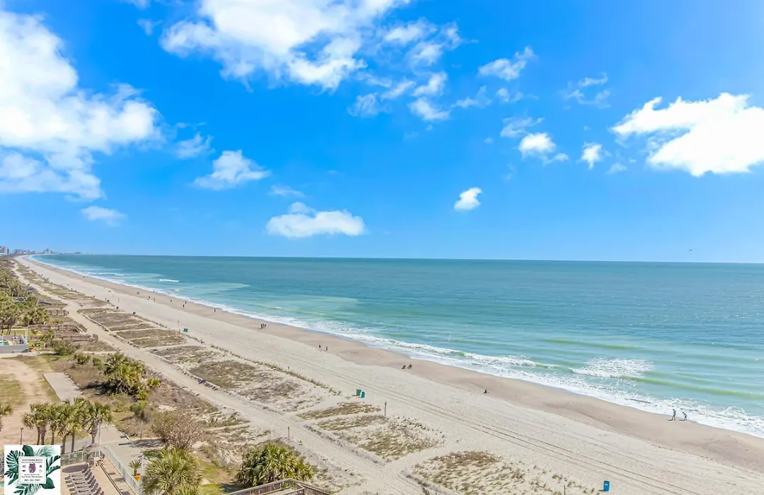 Immaculate! Beautifully Renovated Oceanfront 1 Bedroom Suite - Sleeps 4! - Roxanne Towers Unit 804-1
